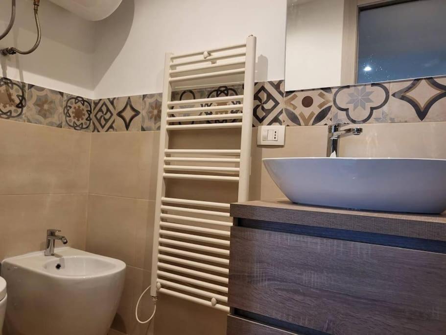 토리노 Mansarda Di Charme Con Vista 아파트 외부 사진
